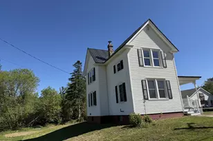 7 Cleveland St, Houlton, ME 04730 - Photo 3