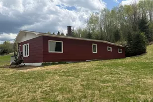 547 Riverview St, Madawaska, ME 04756 - Photo 5