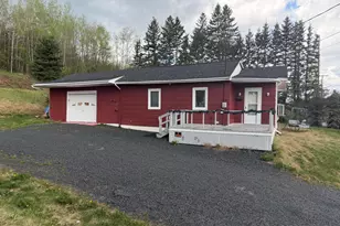 547 Riverview St, Madawaska, ME 04756 - Photo 3