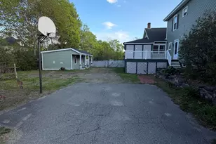 137 Maine Ave, Millinocket, ME 04462 - Photo 9
