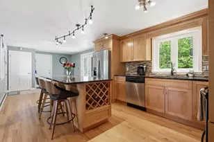20 Robin Cir, Biddeford, ME 04005 - Photo 11