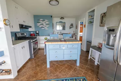 26 Madison Street, Eastport, ME 04631 - Photo 3