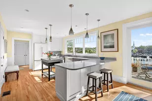 25 Sea St, Camden, ME 04843 - Photo 11