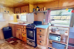 63 York Rd, Vinalhaven, ME 04863 - Photo 19