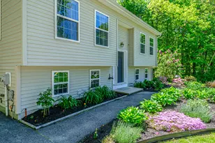 37 Dakota Dr, Windham, ME 04062 - Photo 5