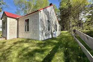 6 Meyer St, Eastport, ME 04631 - Photo 5