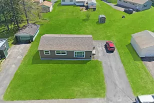40 Paris Snow Dr, Caribou, ME 04736 - Photo 3