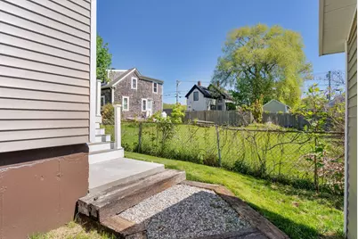31 Spruce Street, Rockland, ME 04841 - Photo 13