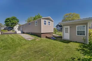 31 Spruce St, Rockland, ME 04841 - Photo 11