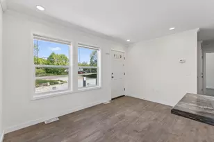 295 Old County Rd, Rockland, ME 04841 - Photo 5