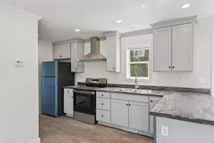 295 Old County Rd, Rockland, ME 04841 - Photo 13