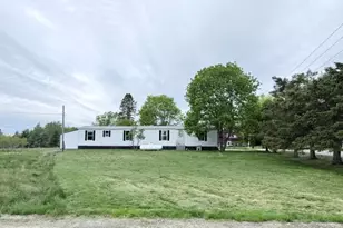 15 West St, Machias, ME 04654 - Photo 1