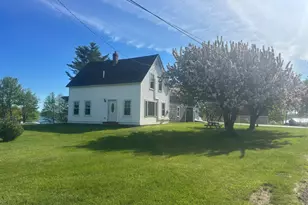 8 Lester Ln, Burnham, ME 04988 - Photo 3