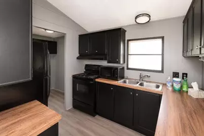 25 Village Drive, Lewiston, ME 04250 - Photo 17