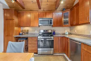 75 Carleton St, Portland, ME 04102 - Photo 15