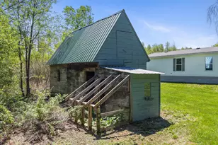 1 Romans Rd, Bradford, ME 04410 - Photo 5