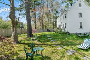 34 York St, York, ME 03909 - Photo 3