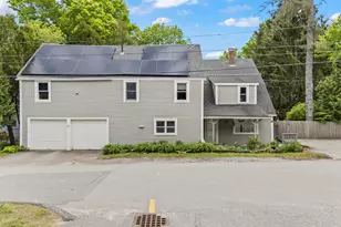 10 Summer St, Hallowell, ME 04347 - Photo 3