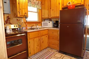 64 Lakeside Dr, Raymond, ME 04071 - Photo 9