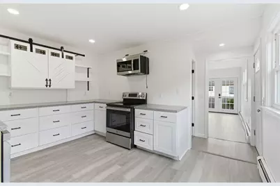 134 - 136 Sawyer Street, South Portland, ME 04106 - Photo 23