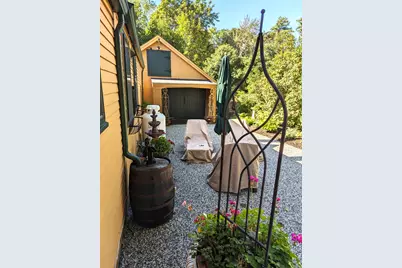 228 Main Street, Wiscasset, ME 04578 - Photo 9