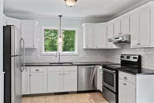 25 Partridge Ln, Berwick, ME 03901 - Photo 3