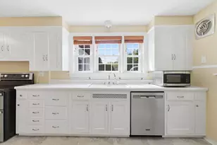 12 Sewall Rd, South Berwick, ME 03908 - Photo 11