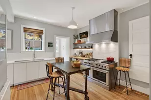 38 Neal St, Portland, ME 04102 - Photo 13