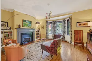 38 Neal St, Portland, ME 04102 - Photo 7