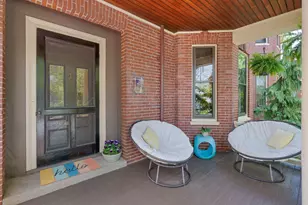 38 Neal St, Portland, ME 04102 - Photo 3