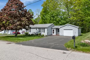 28 St Patrick Ave, Lewiston, ME 04240 - Photo 9