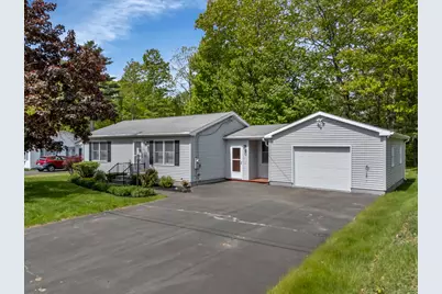 28 Saint Patrick Avenue, Lewiston, ME 04240 - Photo 11