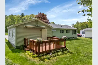 28 Saint Patrick Avenue, Lewiston, ME 04240 - Photo 37