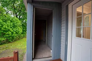 172 Highland Ave, Gardiner, ME 04345 - Photo 9