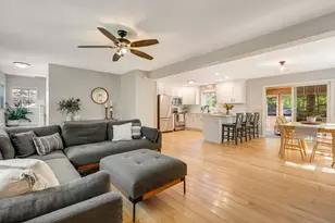 28 Woodbury St, Portland, ME 04103 - Photo 15