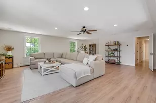 28 Woodbury St, Portland, ME 04103 - Photo 27