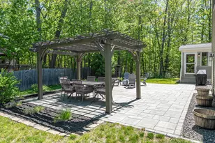 28 Woodbury St, Portland, ME 04103 - Photo 47