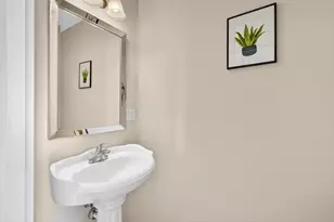 59 Broadway, Rockland, ME 04841 - Photo 13
