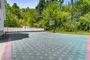 37 High St, Hollis, ME 04042 - Photo 5