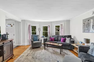 77 Oak St, Lewiston, ME 04240 - Photo 13