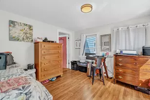 77 Oak St, Lewiston, ME 04240 - Photo 17
