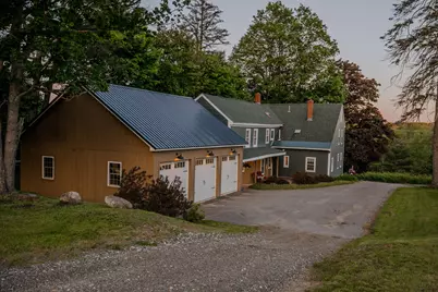 11 Old Western Avenue, Winthrop, ME 04364 - Photo 7
