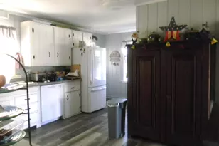 26 Mechanic St, Bucksport, ME 04416 - Photo 5