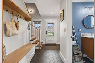 5 Franklin Cir, Cape Elizabeth, ME 04107 - Photo 11