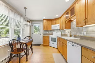 63 W Commonwealth Dr, Portland, ME 04103 - Photo 9
