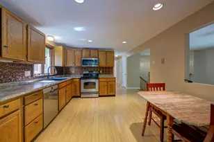 45 Patricia Ave, Raymond, ME 04071 - Photo 9