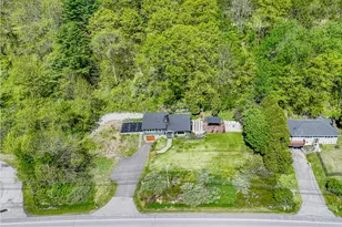 170 Lake View Dr, Rockland, ME 04841 - Photo 29