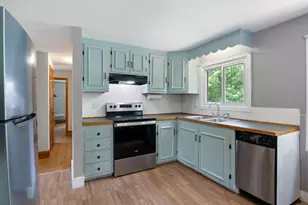 37 Pilgrim Rd, Standish, ME 04084 - Photo 5