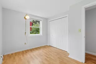 8 Center St, Lisbon, ME 04252 - Photo 17