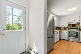 88 Anderson Ave, Yarmouth, ME 04096 - Photo 5